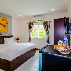 Отель Baan Yuyen Karon Guesthouse удобства в номере