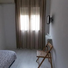 Отель Hostal Adis комната для гостей фото 2