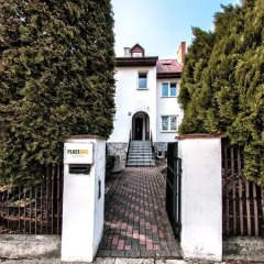 Отель Place4Us парковка