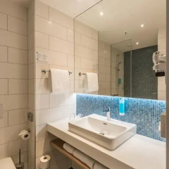 Отель Holiday Inn Express Munich City West 3* Стандартный номер с различными типами кроватей фото 7