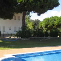 Отель Hostal Los Pinares Испания, Льорет-де-Мар - отзывы, цены и фото номеров - забронировать отель Hostal Los Pinares онлайн бассейн фото 3