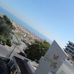 Hotel Butterfly Римини балкон