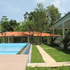 Отель Beach Grove Villas бассейн фото 3