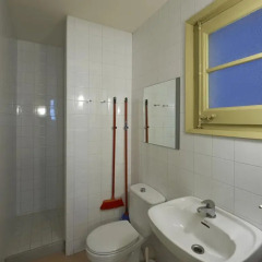 Отель Apartamentos Montserrat Abat Marcet Монистроль-де-Монтсеррат ванная фото 2