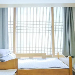 Отель Hi Jun Guesthouse Hongdae комната для гостей фото 5