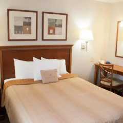 Отель Candlewood Suites Polaris 2* Студия с различными типами кроватей фото 2