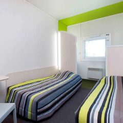 Отель hotelF1 Marseille East Saint Menet 3* Стандартный номер с различными типами кроватей фото 2