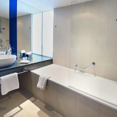 Отель Hilton Manchester Deansgate 4* Номер Делюкс фото 3