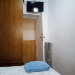Отель Hostal Los Perales Стандартный номер с различными типами кроватей фото 5
