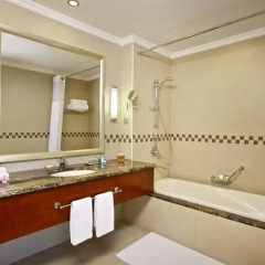 Отель Doubletree By Hilton Ras Al Khaimah 4* Номер Делюкс с различными типами кроватей фото 3