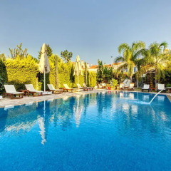 BeyEvi Hotel Чешме бассейн фото 3
