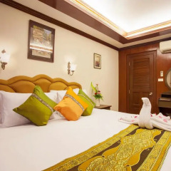 Отель Royal Phawadee Village 3* Улучшенный номер с разными типами кроватей фото 6