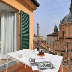 Отель Palazzo Banchi Halldis Apartments Италия, Болонья - отзывы, цены и фото номеров - забронировать отель Palazzo Banchi Halldis Apartments онлайн балкон