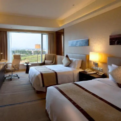Отель Crowne Plaza Guangzhou Huadu 4* Улучшенный номер с различными типами кроватей фото 3