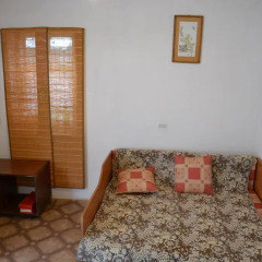 Отель Homestay on Mahallya Кыргызстан, Бишкек - отзывы, цены и фото номеров - забронировать отель Homestay on Mahallya онлайн комната для гостей фото 2