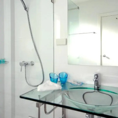 Отель Phuket Boat Quay 4* Номер Делюкс с различными типами кроватей фото 9