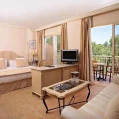 Отель Vanity Suite & Spa 16+ by VIVA 4* Люкс с различными типами кроватей фото 2