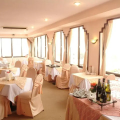 Oscar Saigon Hotel питание