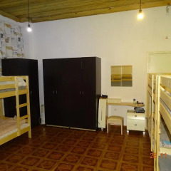 Hostel Vesna Кровать в женском общем номере двухъярусные кровати фото 9