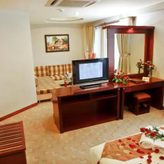 Thien Thao Hotel 3* Люкс с различными типами кроватей фото 3