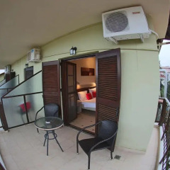Avra Hotel балкон