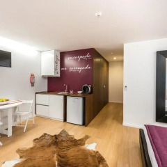 Отель Lounge Inn 3* Апартаменты разные типы кроватей фото 23