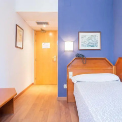 Hotel Cortes 2* Стандартный номер фото 6