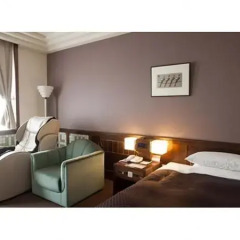 Отель Clio Court Hakata 3* Кровать в женском общем номере фото 4