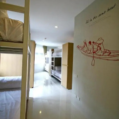 CHERN Hostel Кровать в общем номере с двухъярусной кроватью