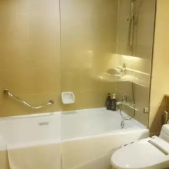 Отель Lohas Residences Sukhumvit 4* Номер Делюкс фото 10