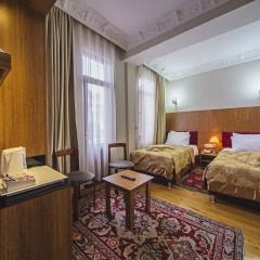 Hippodrome Hotel 3* Стандартный номер с различными типами кроватей
