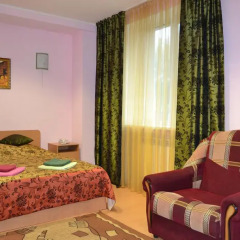 Hotel Oktyabr'skaya On Belinskogo Стандартный семейный номер разные типы кроватей