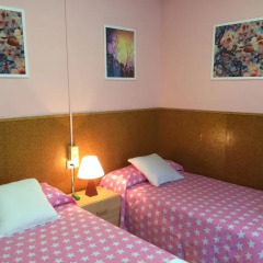Отель Hostal Valls Барселона детские мероприятия