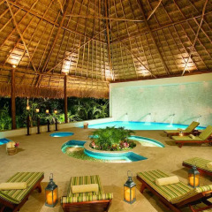 Отель Secrets Capri Riviera Cancun бассейн