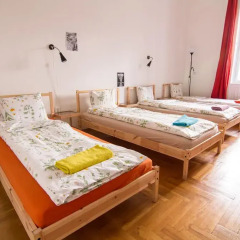 Pal's Hostel & Apartments Стандартный номер с различными типами кроватей фото 3