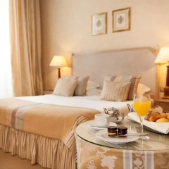 Hotel Real Palacio в номере