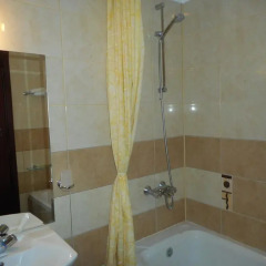 Отель TES Flora Apartments Болгария, Боровец - отзывы, цены и фото номеров - забронировать отель TES Flora Apartments онлайн ванная