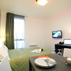 Отель Aparthotel Adagio access Paris Asnieres 2* Студия с различными типами кроватей фото 5