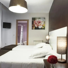 THC Gran Via Hostel Стандартный номер с 2 отдельными кроватями фото 2