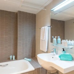 Hotel Salou Beach by Pierre & Vacances 4* Стандартный номер с различными типами кроватей фото 5