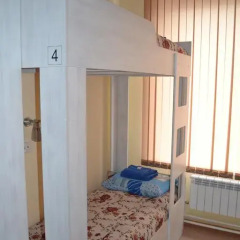 Гостиница Hostel Zori в Новосибирске 3 отзыва об отеле, цены и фото номеров - забронировать гостиницу Hostel Zori онлайн Новосибирск комната для гостей фото 5