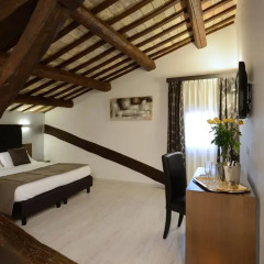 Trevi Hotel 4* Улучшенный номер фото 10