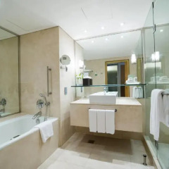 Отель Holiday Inn Bangkok Silom 4* Стандартный номер с различными типами кроватей фото 2