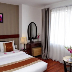 The World Hotel Nha Trang 3* Улучшенный номер с различными типами кроватей фото 8