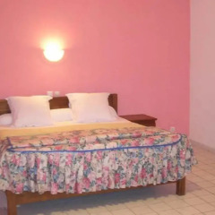 Отель Residence Saint-Jacques Bord de Mer Республика Конго, Пойнт-Нуар - отзывы, цены и фото номеров - забронировать отель Residence Saint-Jacques Bord de Mer онлайн комната для гостей фото 5