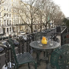 Отель Beaufort House - Knightsbridge Великобритания, Лондон - отзывы, цены и фото номеров - забронировать отель Beaufort House - Knightsbridge онлайн балкон