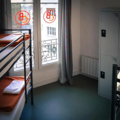 Beautiful Belleville Hostel & Hotel Кровать в общем номере с двухъярусной кроватью фото 3