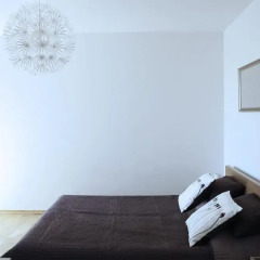 Апартаменты Lucka Central Warsaw Apartment сейф в номере