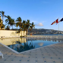 Hotel Elcano бассейн фото 3