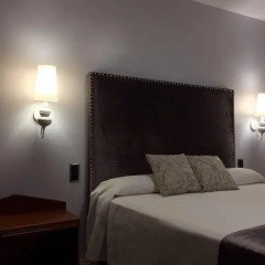 Отель Hostal la Carrasca комната для гостей фото 4